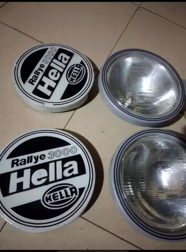 Lampu Relly hella 3000