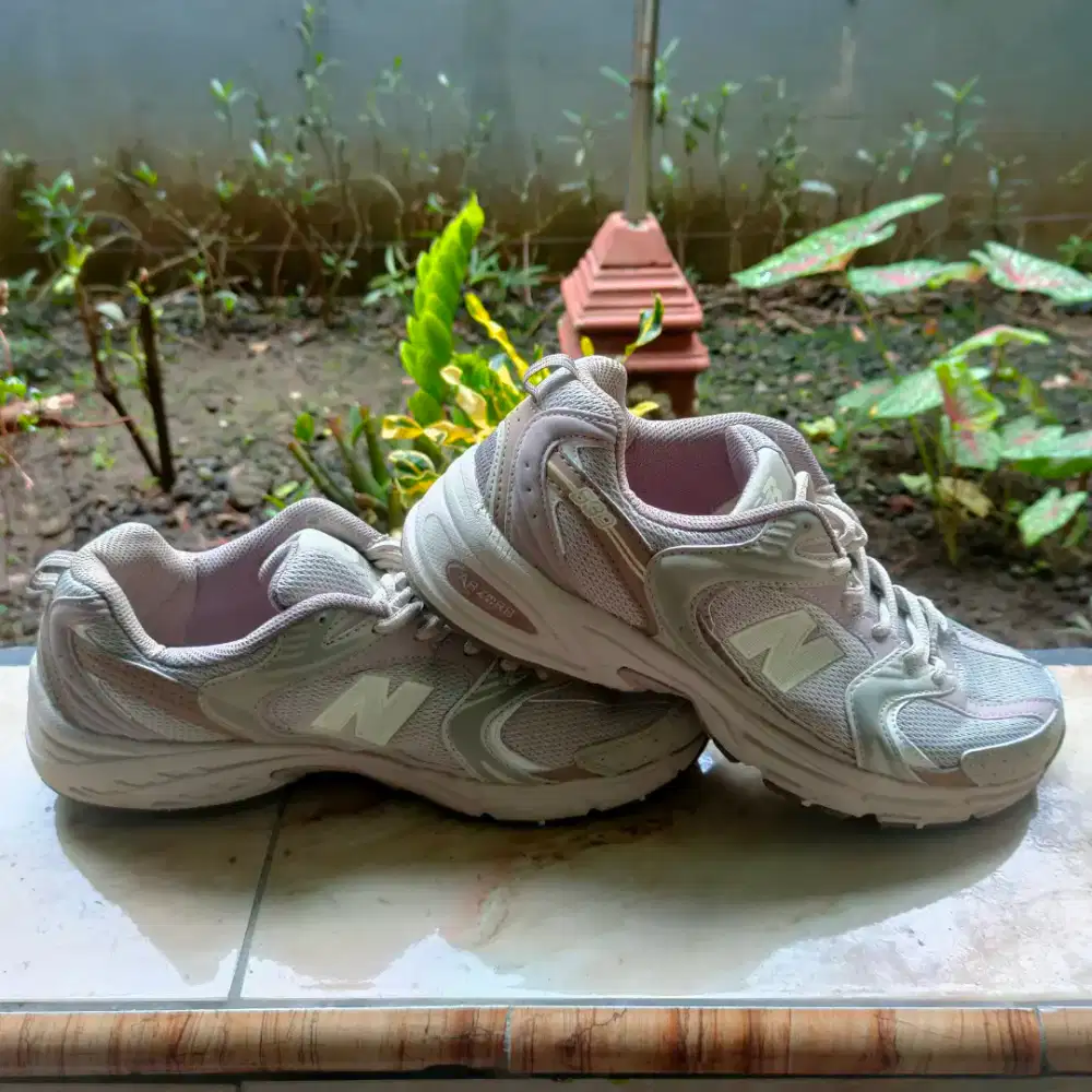 Sepatu New Balance 530 Mars Cream Beige