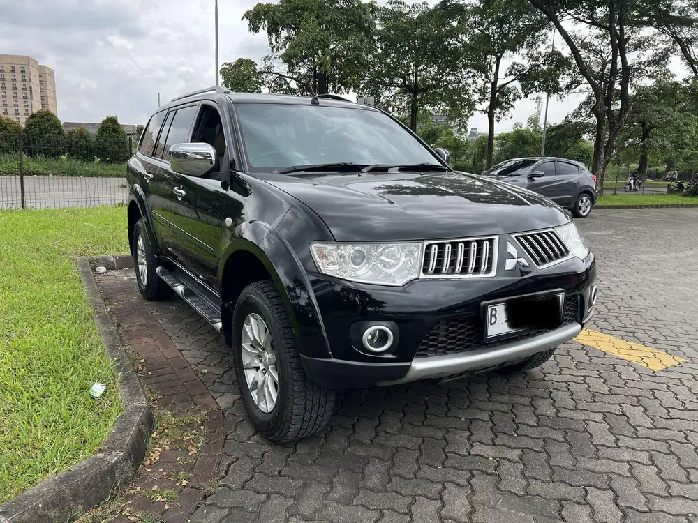(Km 39rb) Mitsubishi Pajero Sport Exceed AT 2009 Hitam Antik Record