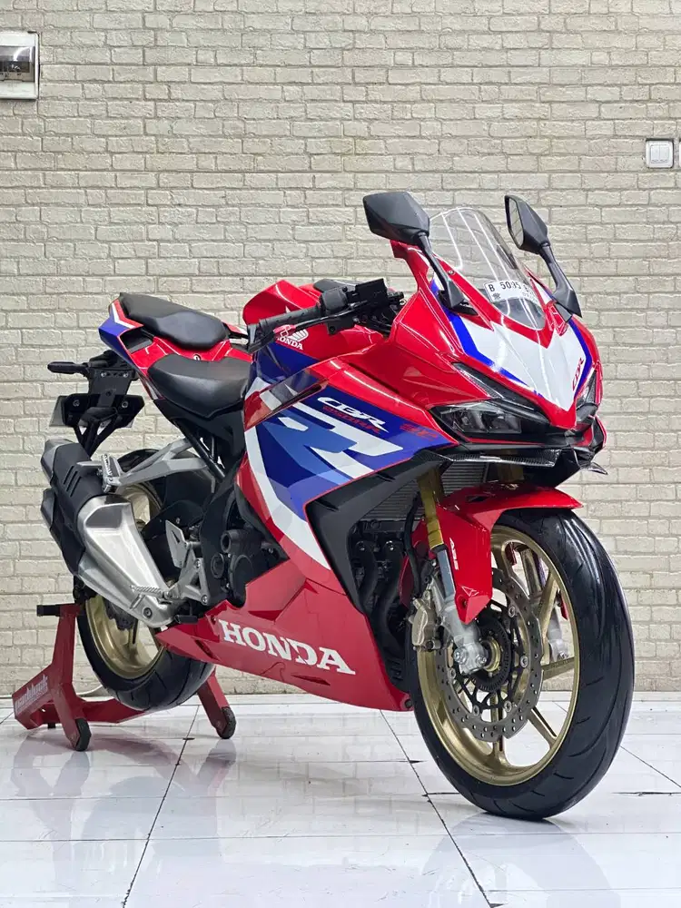 CBR 250RR Tricolor Like New