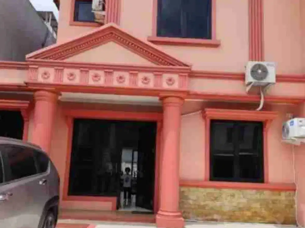 Disewakan Cepat Rumah Semi Furnished Kamar 3+1 di Cluster Golden Vienna 2 BSD