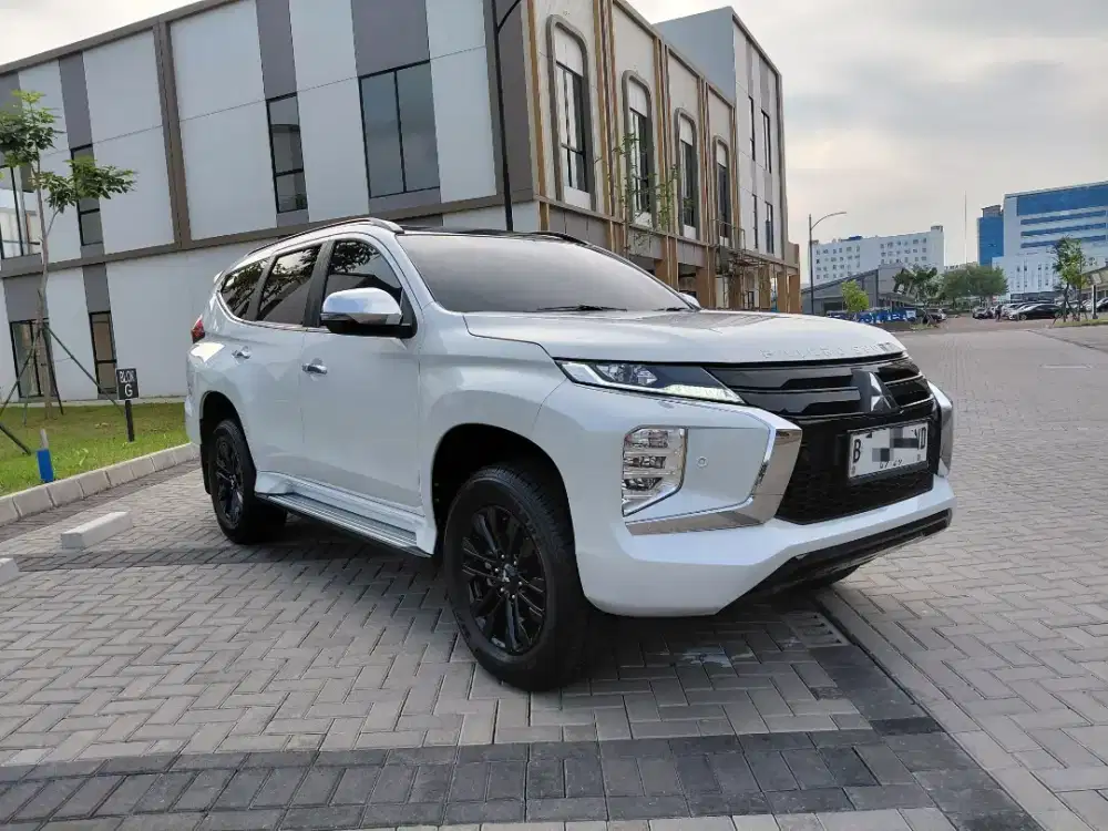 (KM 3RB) MITSUBISHI PAJERO SPORT 2.4 4X2 ROCKFORD FOSGATE LTD EDITION