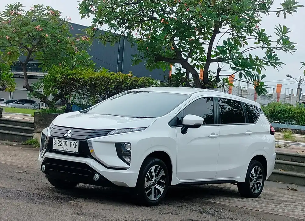 [MURAH DP 10Jt] Mitsubishi Xpander Exceed AT 2019, Putih