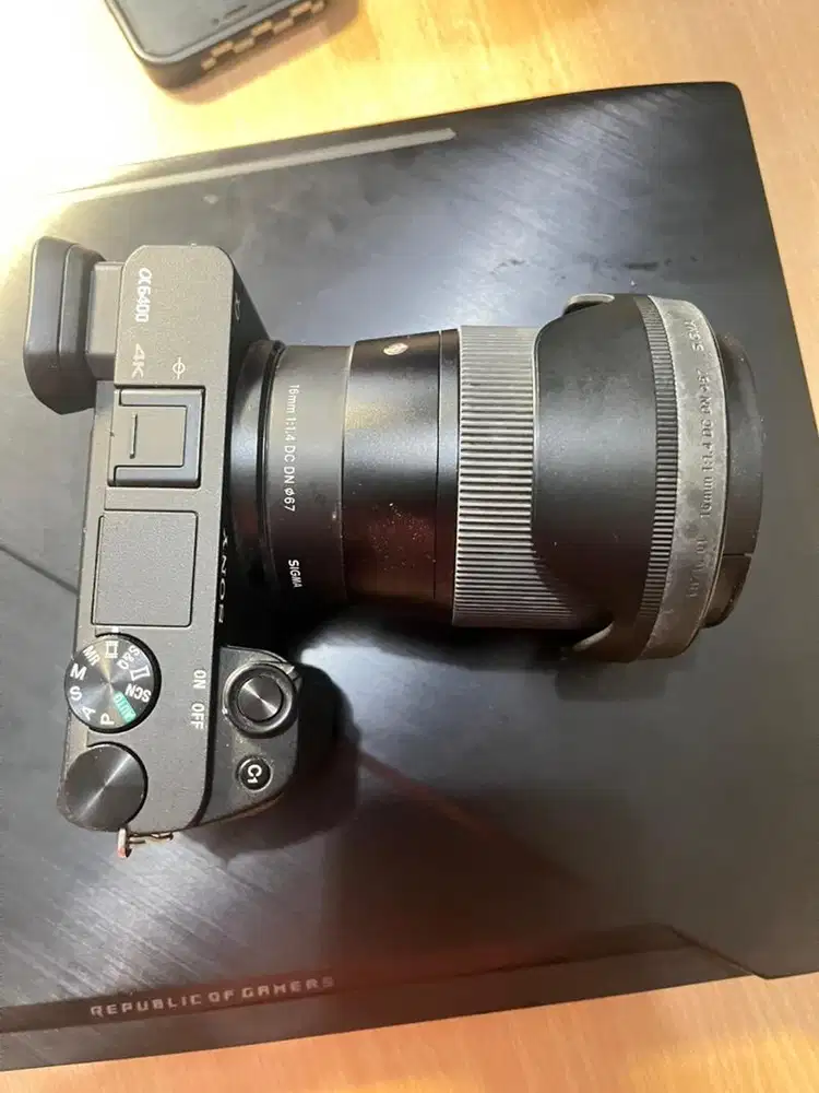 Kamera sony A6400 + lensa sigma