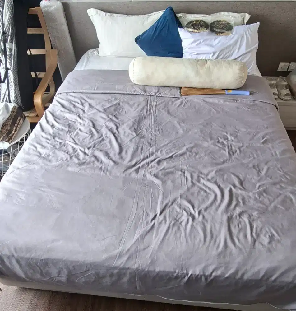 (Dapat 10 barang) Bundling Kasur Plus Kulkas dan elektronik lain