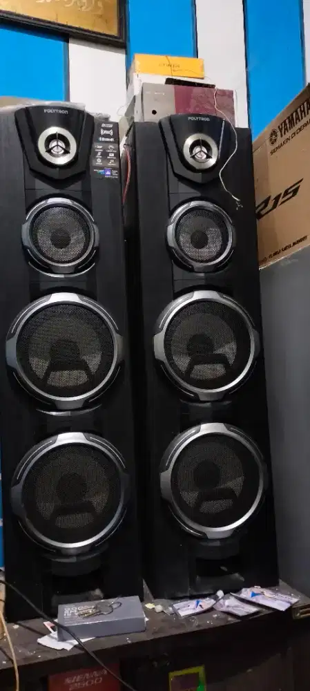 Jual salon aktif polytron. Mulus