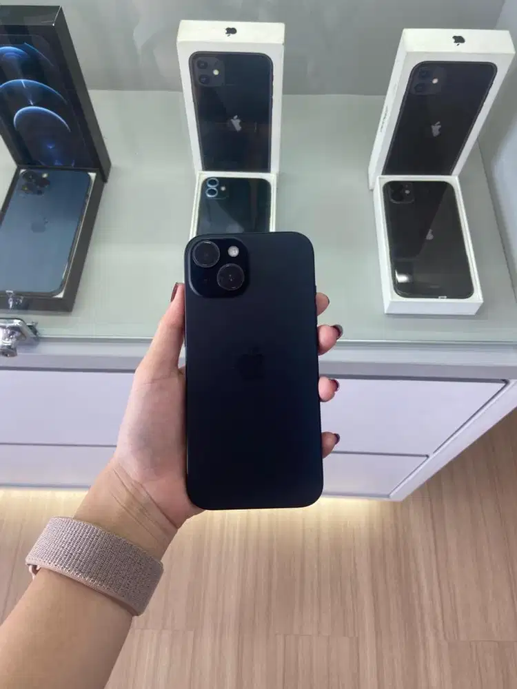 Iphone 15 basic 128gb Ex resmi