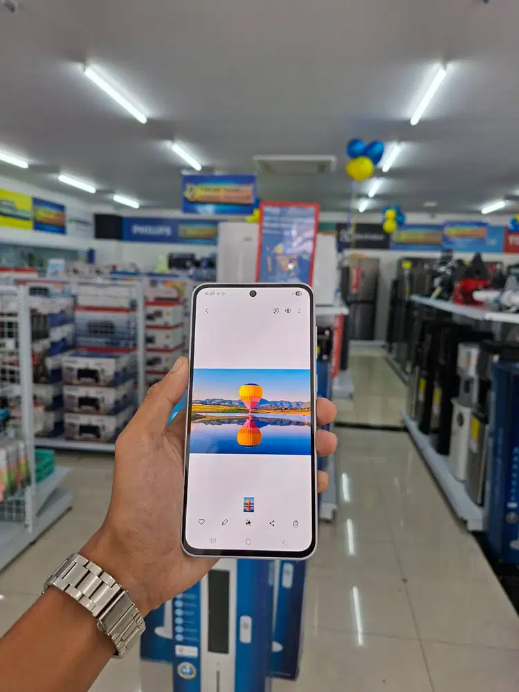 CB Galaxy A36 gede banget guys