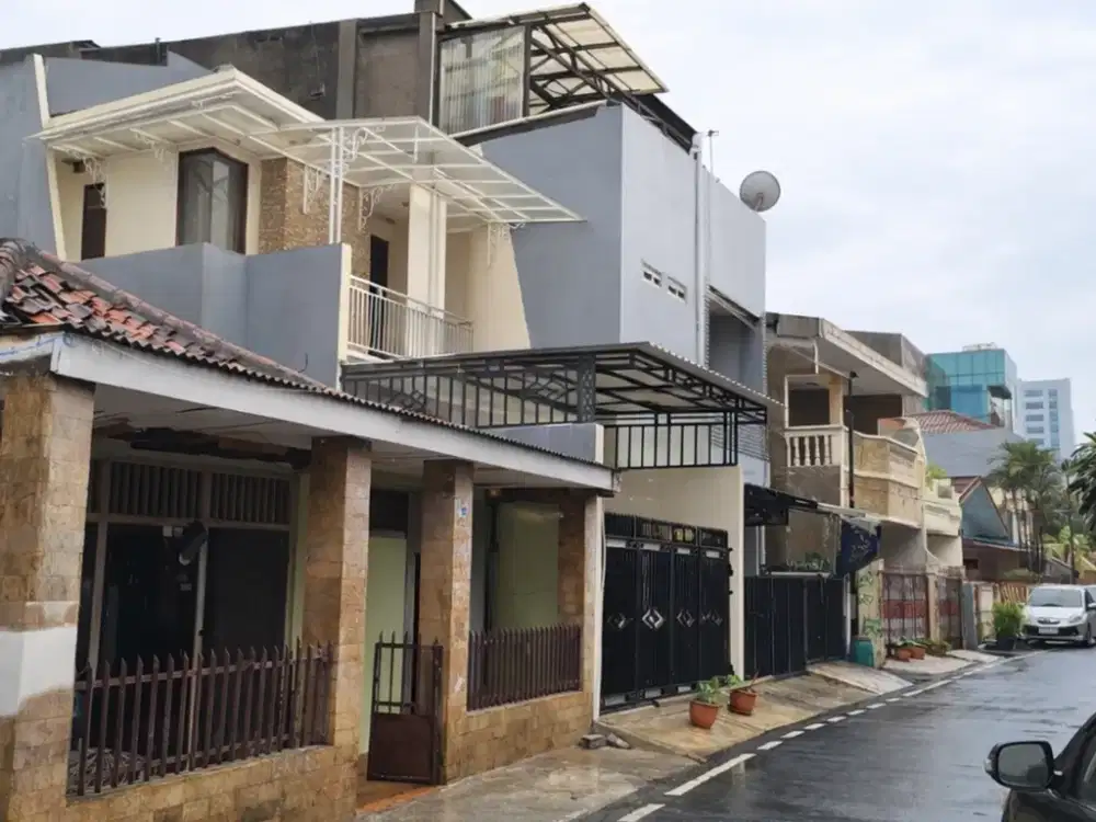 Hitung Tanah. Rumah Dijual Petojo, Tanah Abang. SUPER NEGO