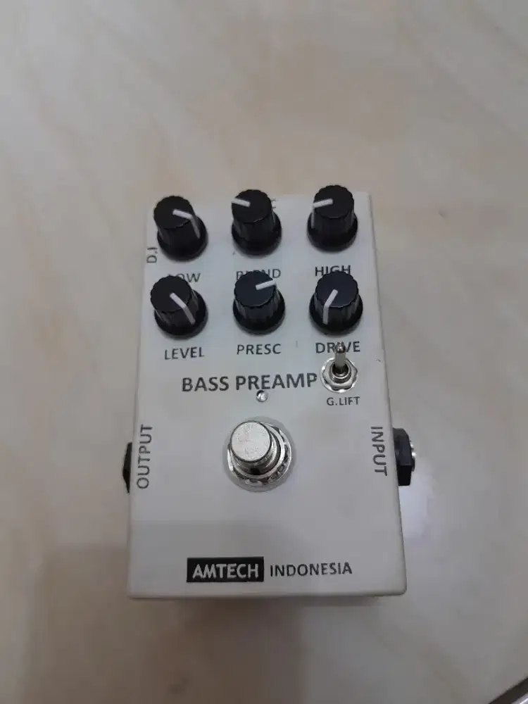 Efek bass preamp by amtech indonesia