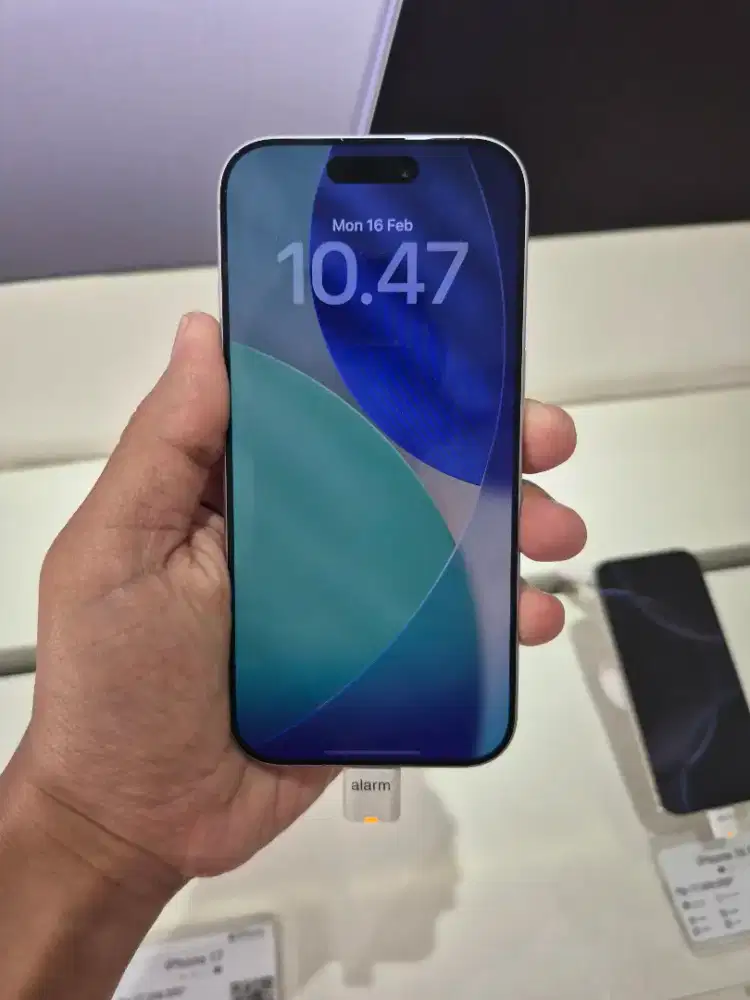 iPhone 17 256Gb White