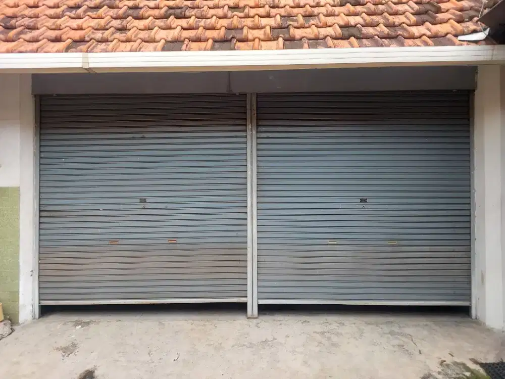 Rolling door besi tebal