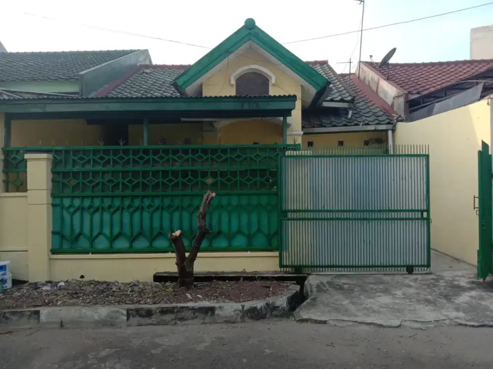 Dijual Rumah Siap Huni di Perumahan Boulevard Hijau -  Bekasi.