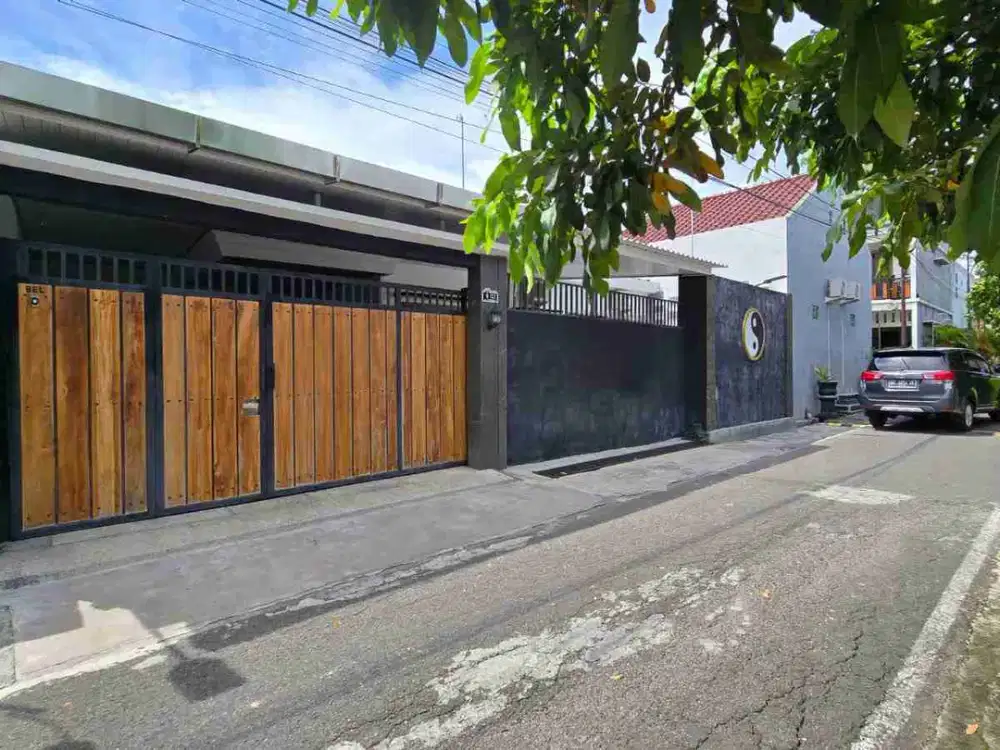 Rumah Bagus Mewah Siap Pakai di Mojosongo Jebres Solo