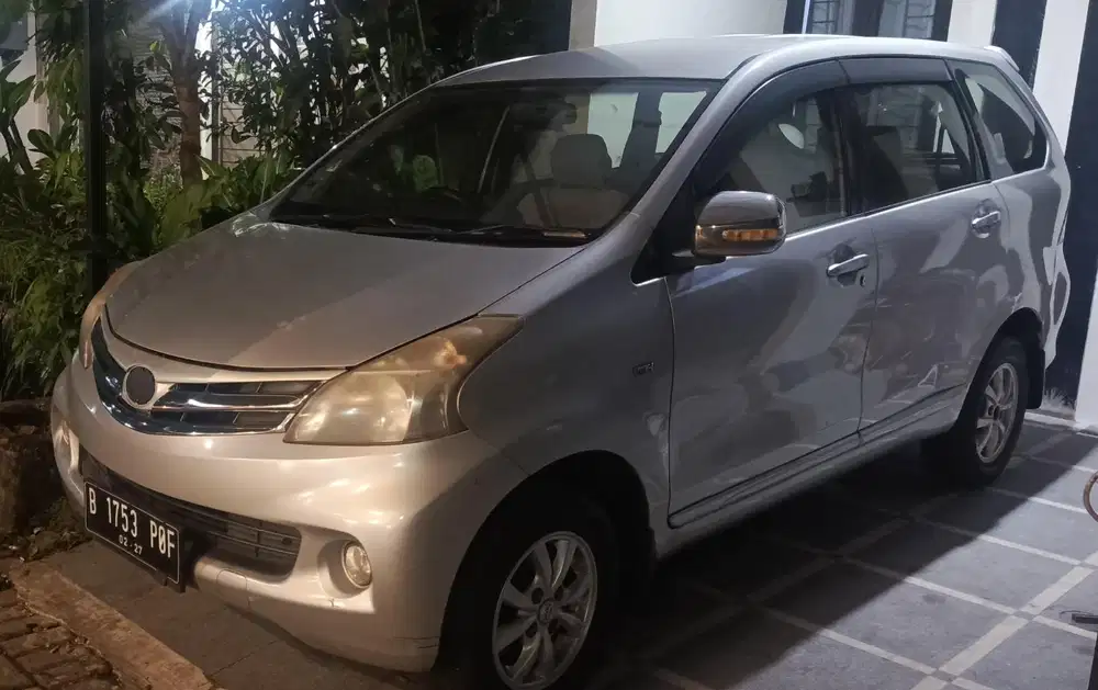 Toyota Avanza 2012 Bensin