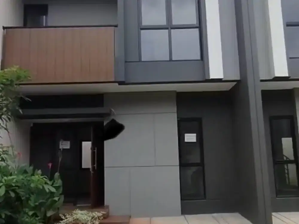 Sewa Murah Rumah 2 Lantai Lebar 5 Cluster Regia, Summarecon Crown Gading, Harapan Indah, Bekasi, 018