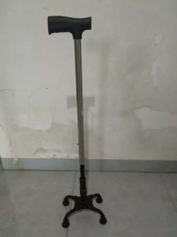 Tongkat kaki 4 hitam