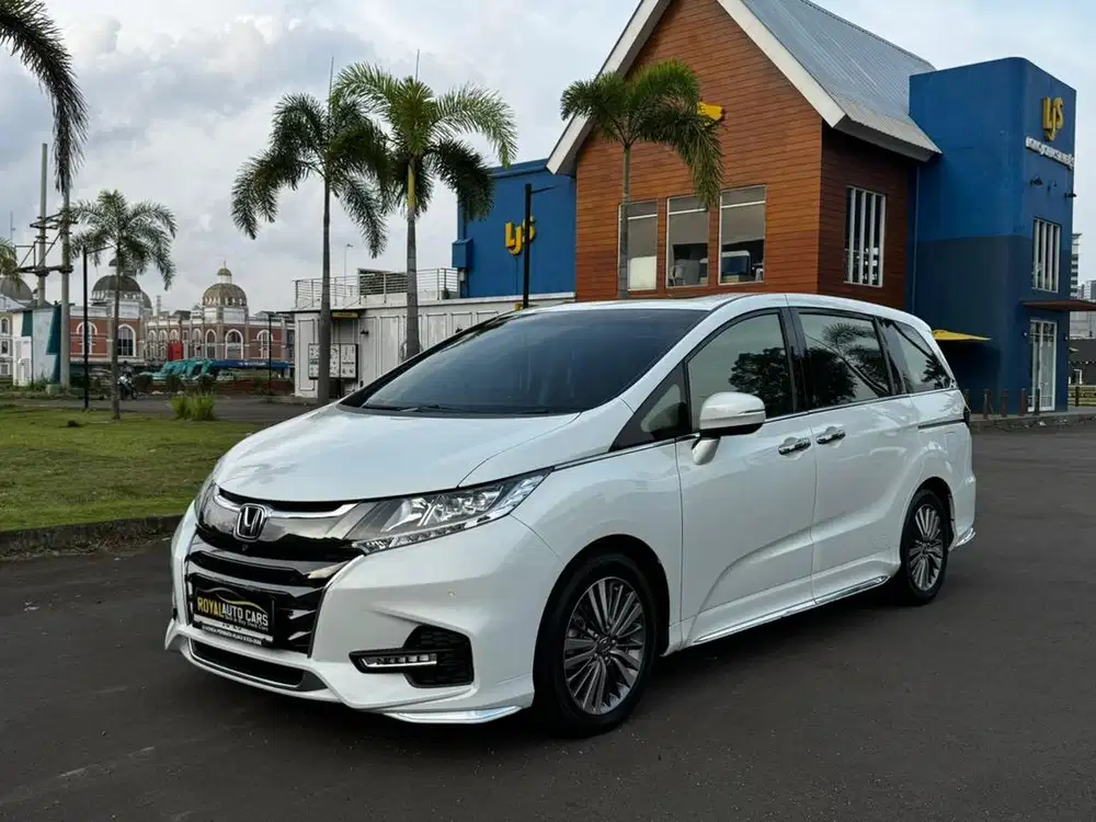 BEST CONDITION!! Honda Odyssey 2.4 CVT 2019