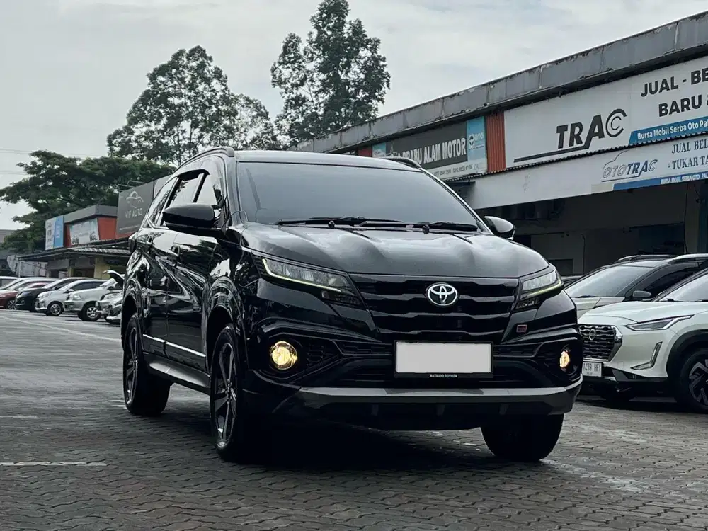 DP 35JT // TOYOTA RUSH GR 1.5 AT 2024