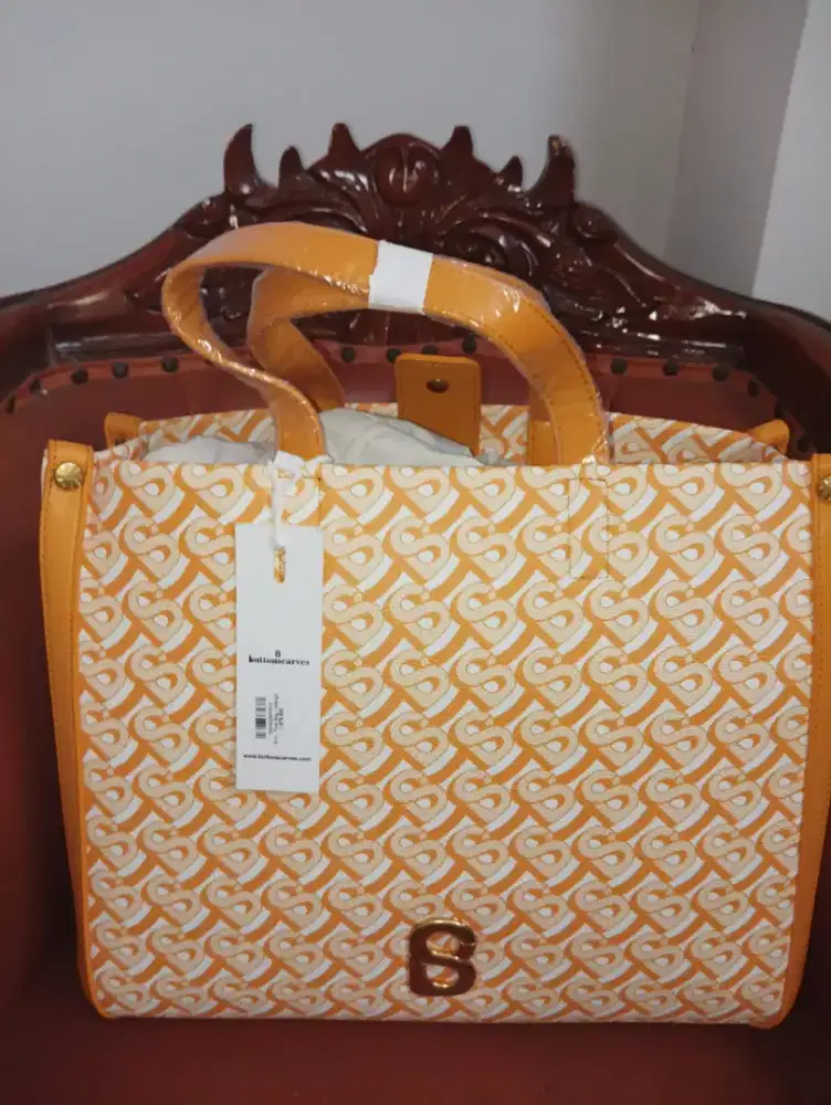 Tas Bottoncarves ori