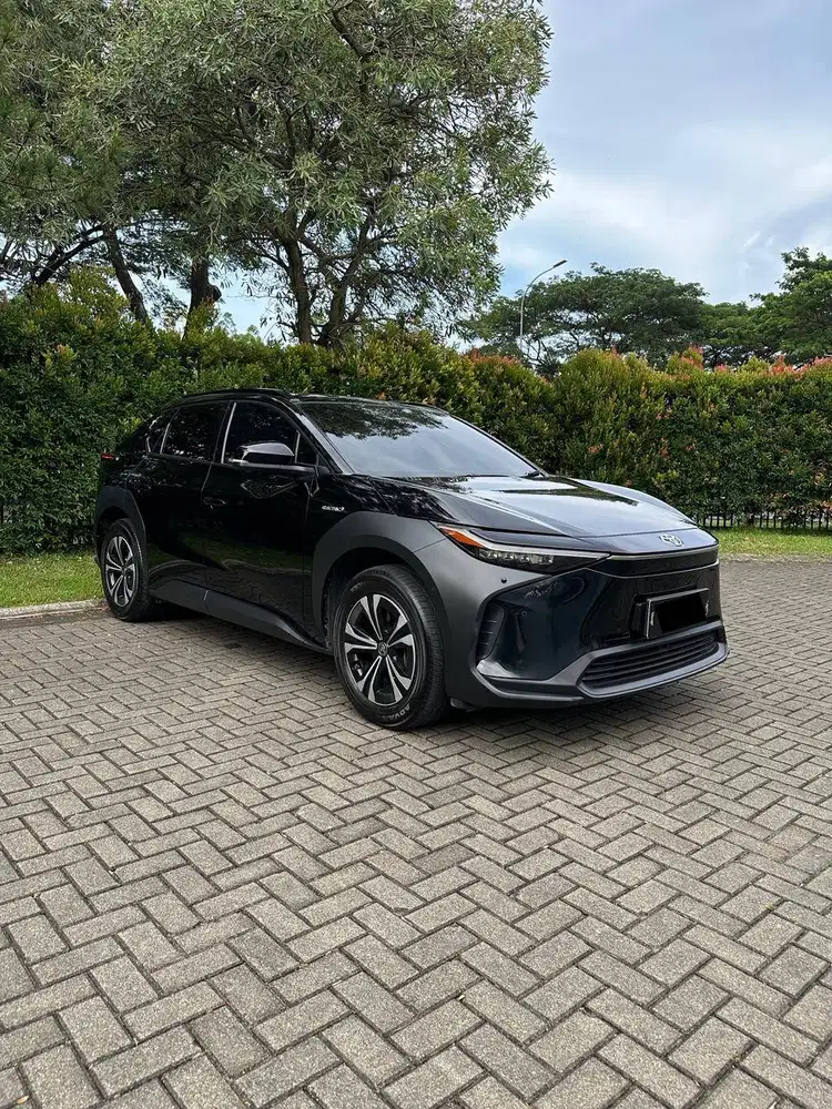 Toyota BZ4X AT 2023 NIK 2023