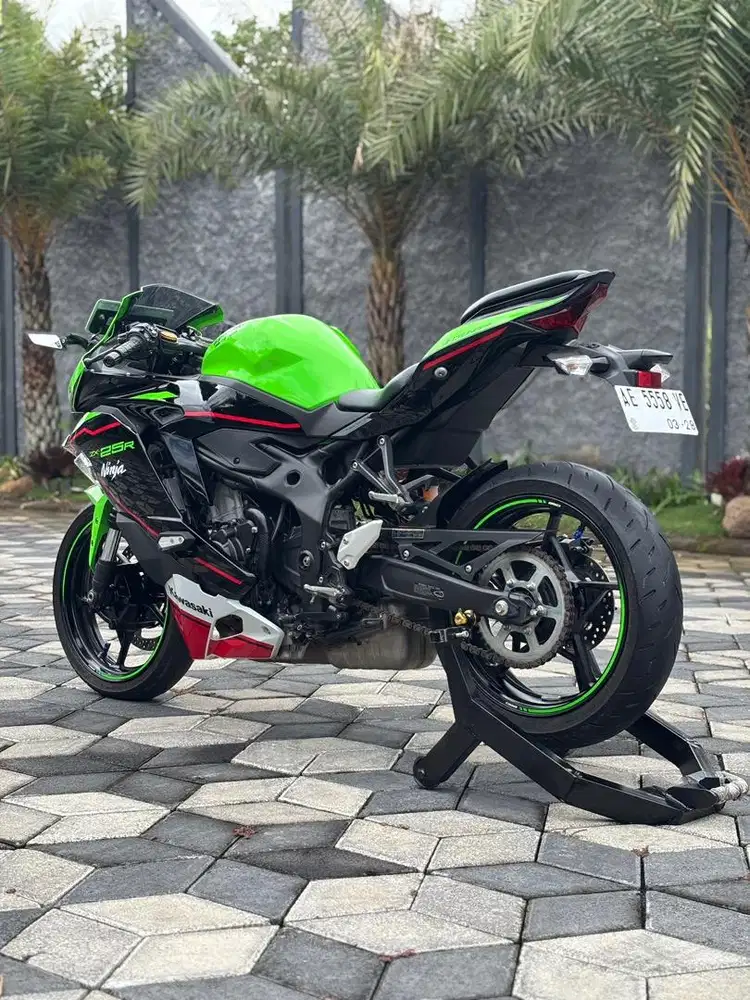Kawasaki ZX 25R ABS th 2023 KRT Odo 3rb Like New Koko Motor