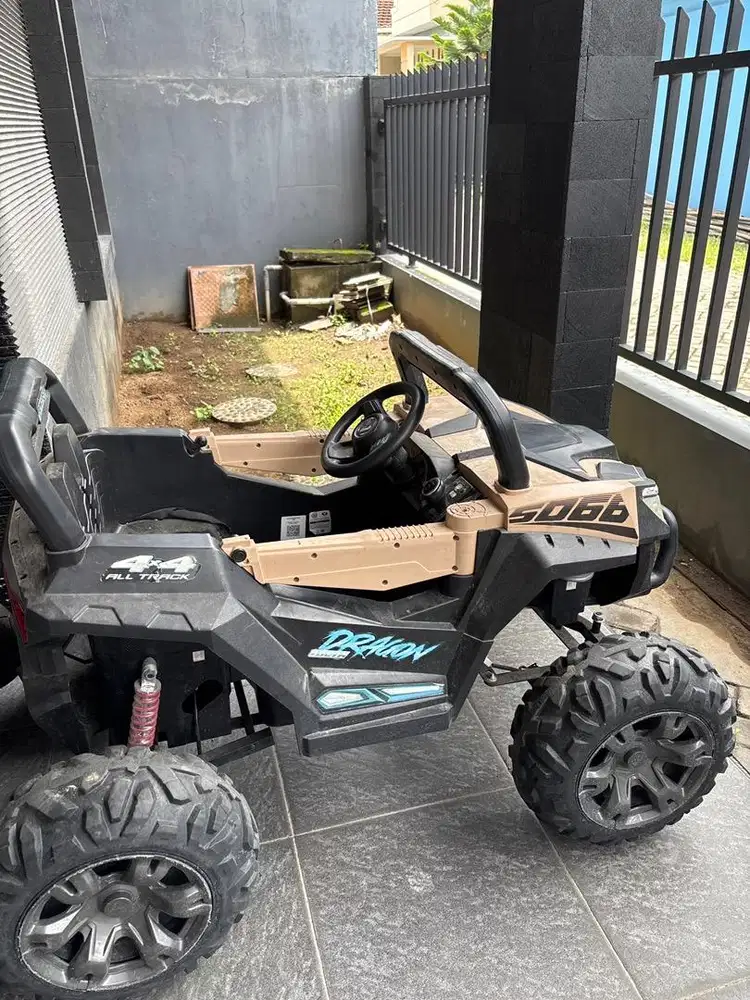 Mobik aki anak bekas