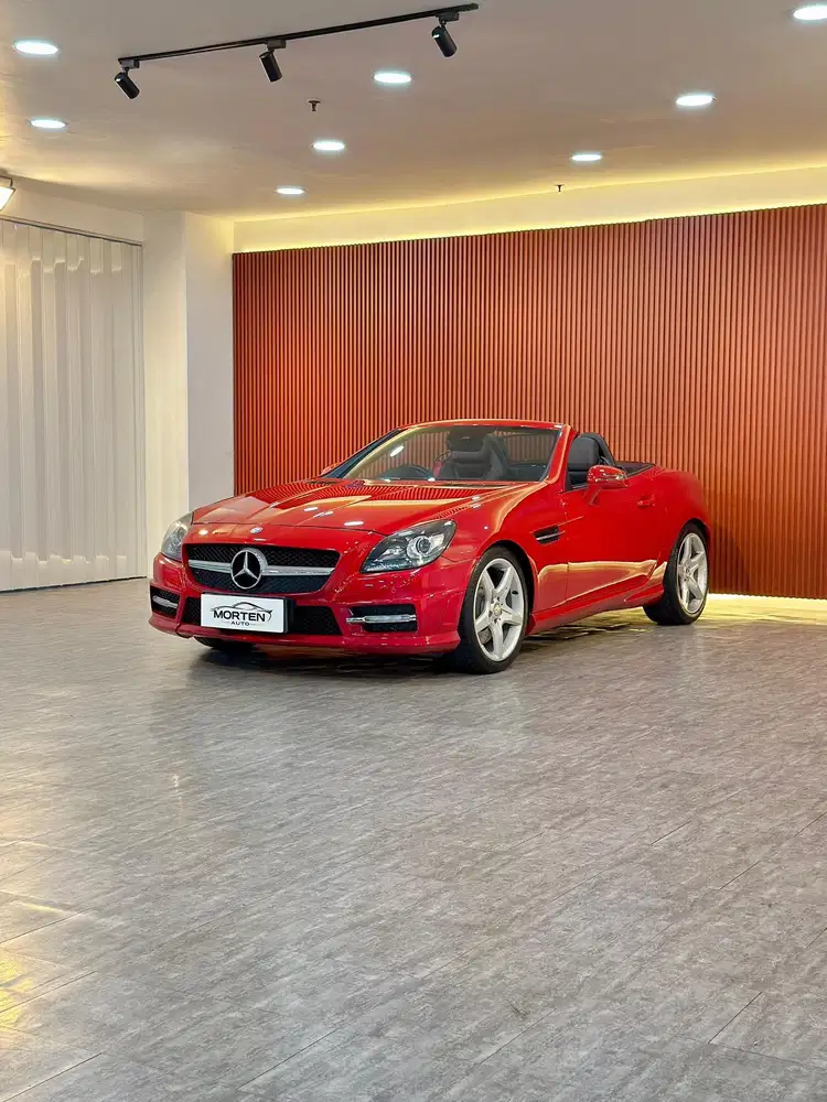 Mercedes Benz SLK200 AMG Magic Sky 2012 odo 42 Ribuan