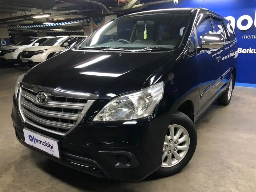 DP RENDAH - Toyota Kijang Innova 2.0 E Bensin-MT 2014 STYJ