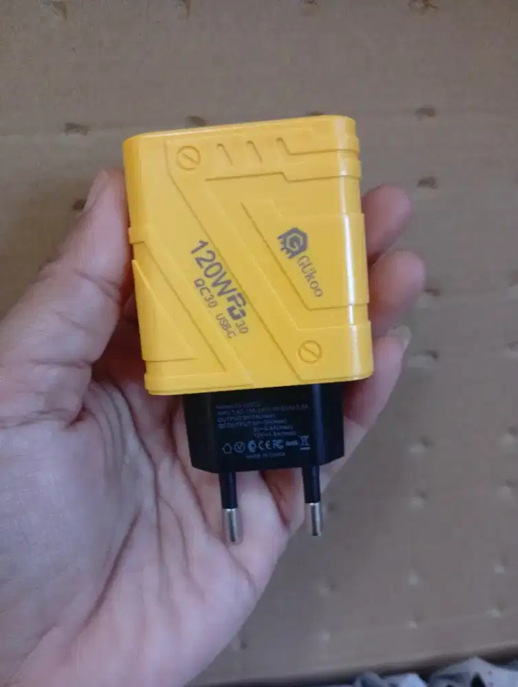 Adaptor charger USB tap c