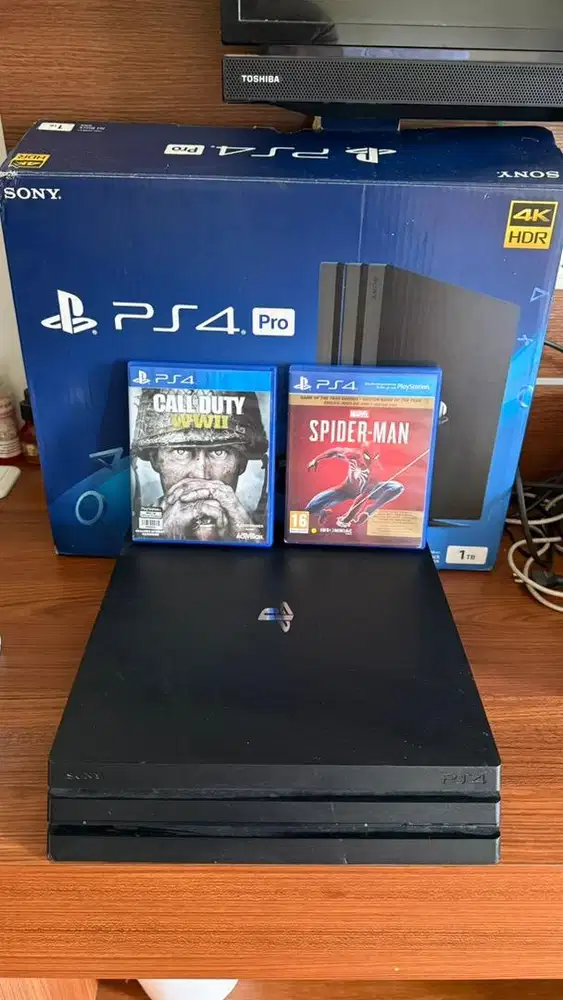 DIJUAL PS4 PRO BEKAS