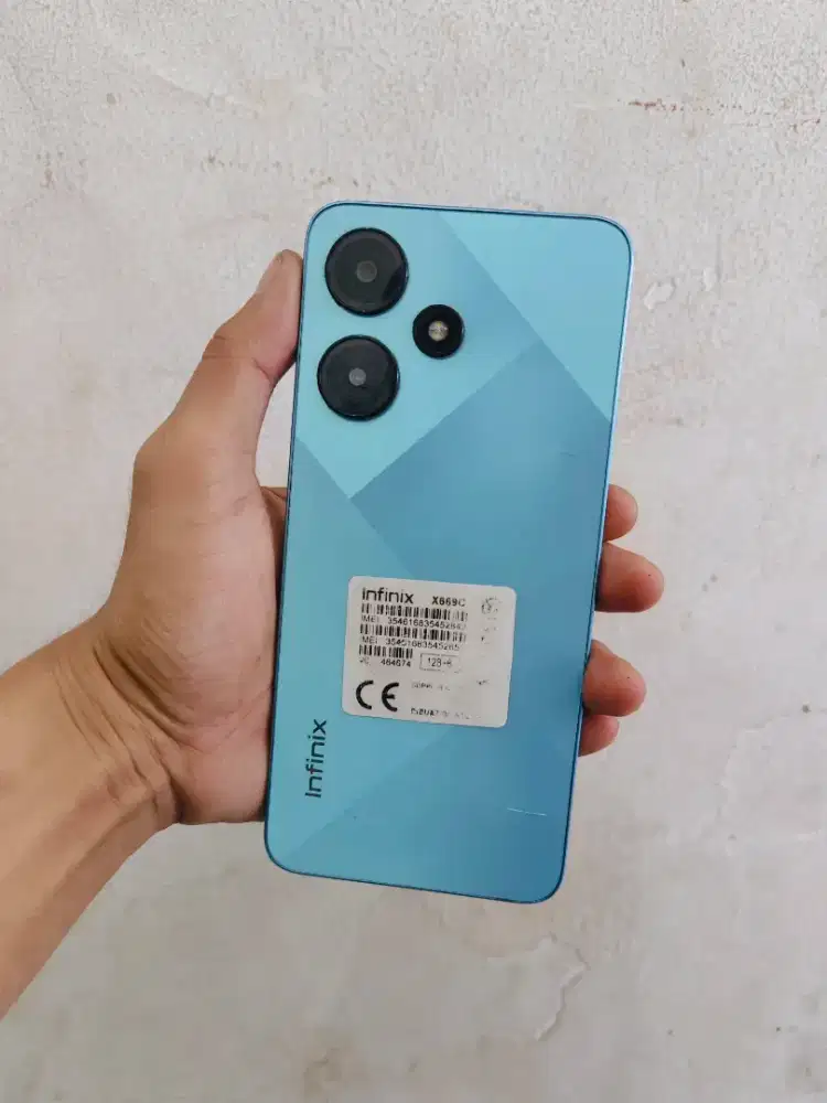 Infinix hot 30i 8/128GB