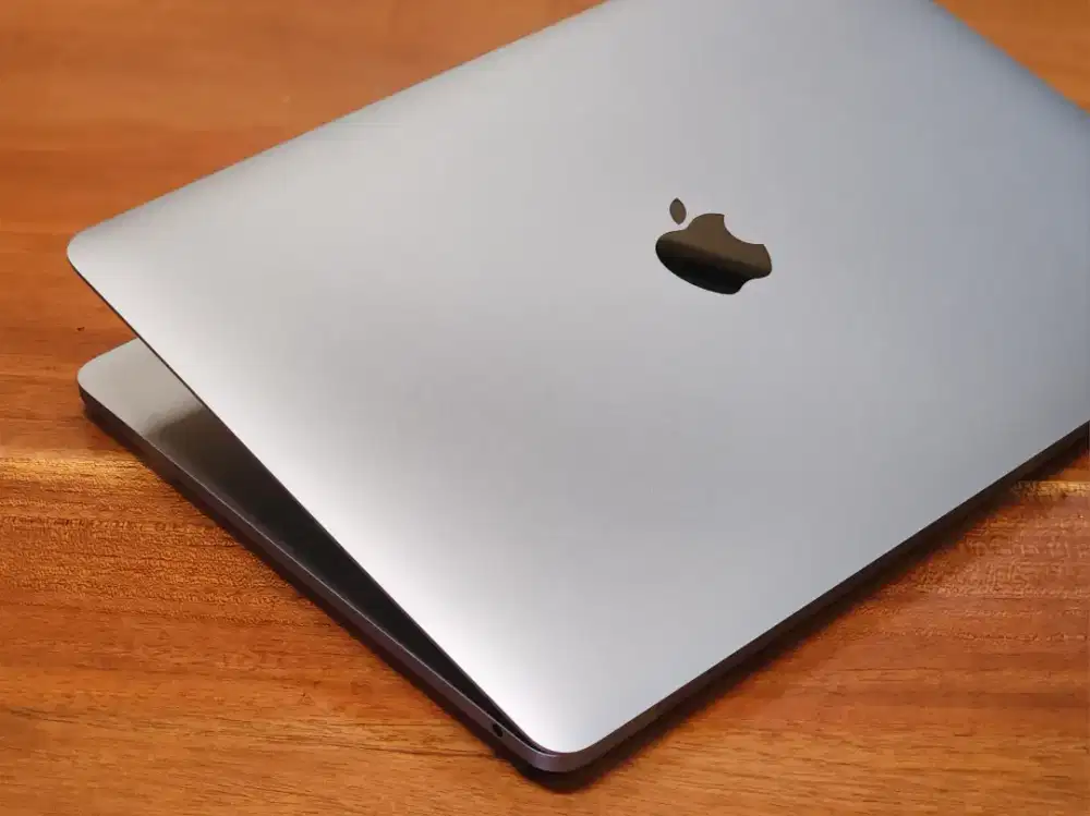 MacBook Pro M1 16/256 Dual Thunderbolt High Performance Premium Looks