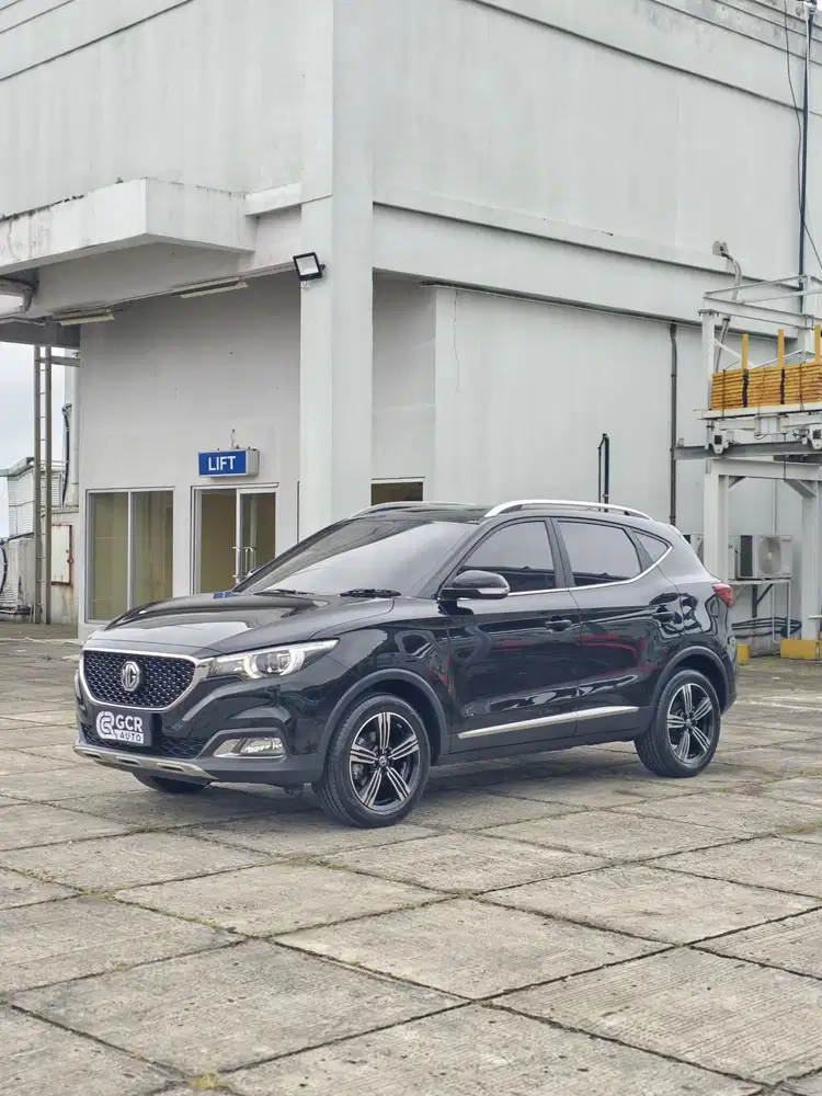 KM 24 RIBU RECORD! MG ZS 1.5 IGNITE MATIC BENSIN SUNROOF NIK 2020/2021