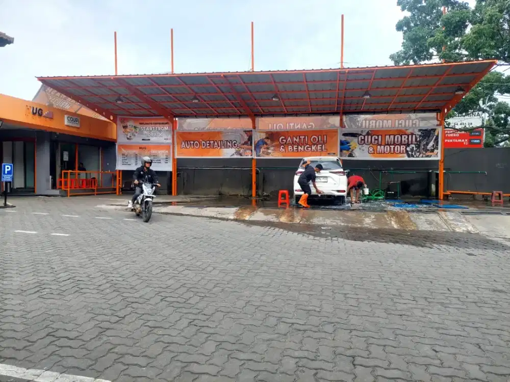 Rumah tinggal dan Usaha Mainroad Surapati Kota Bandung  Bisa melanjutkan usaha minimarket, Carwash dan bengkel plus Ruang usaha yang disewakan