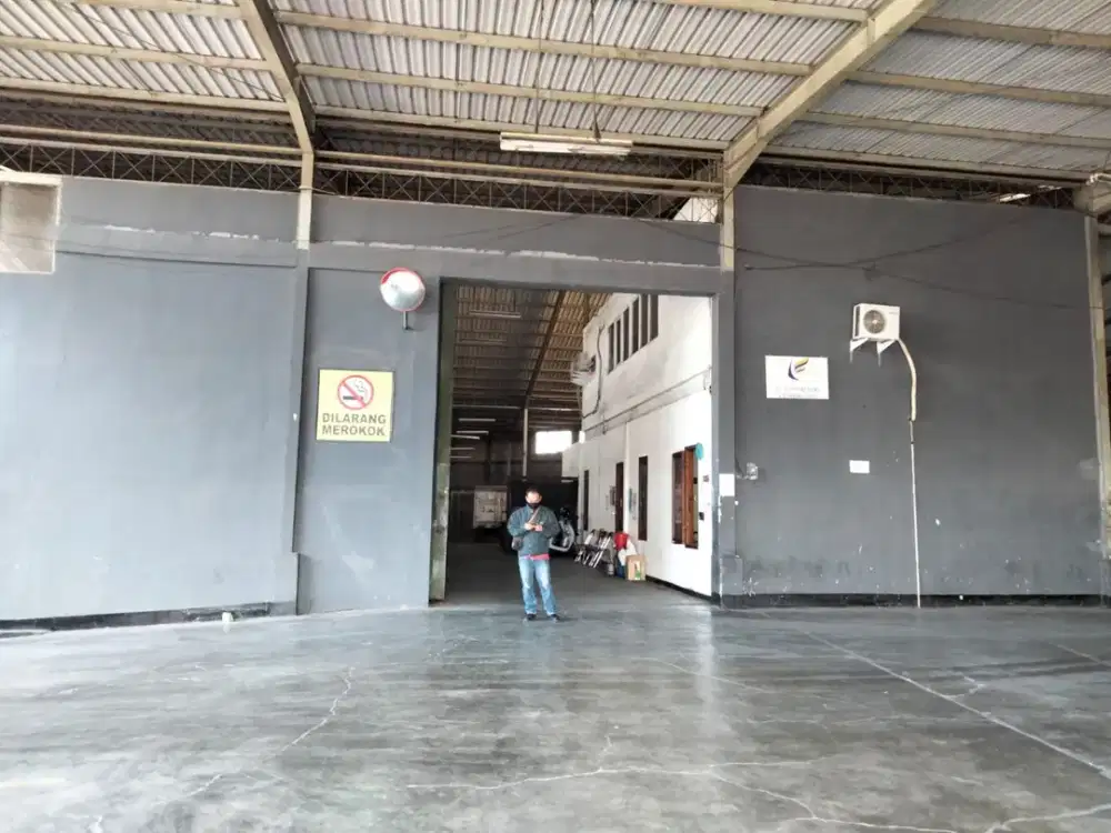 DISEWAKAN GUDANG DI SUKARNO HATTA