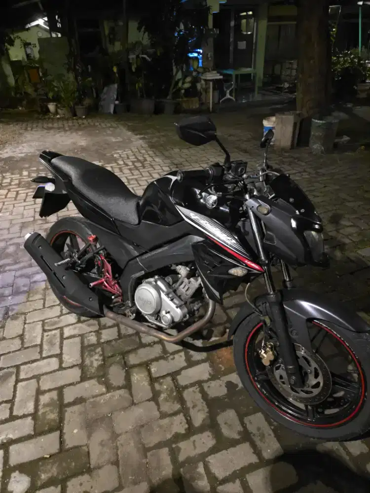Di jual cepat vixion 2013 siap pakai