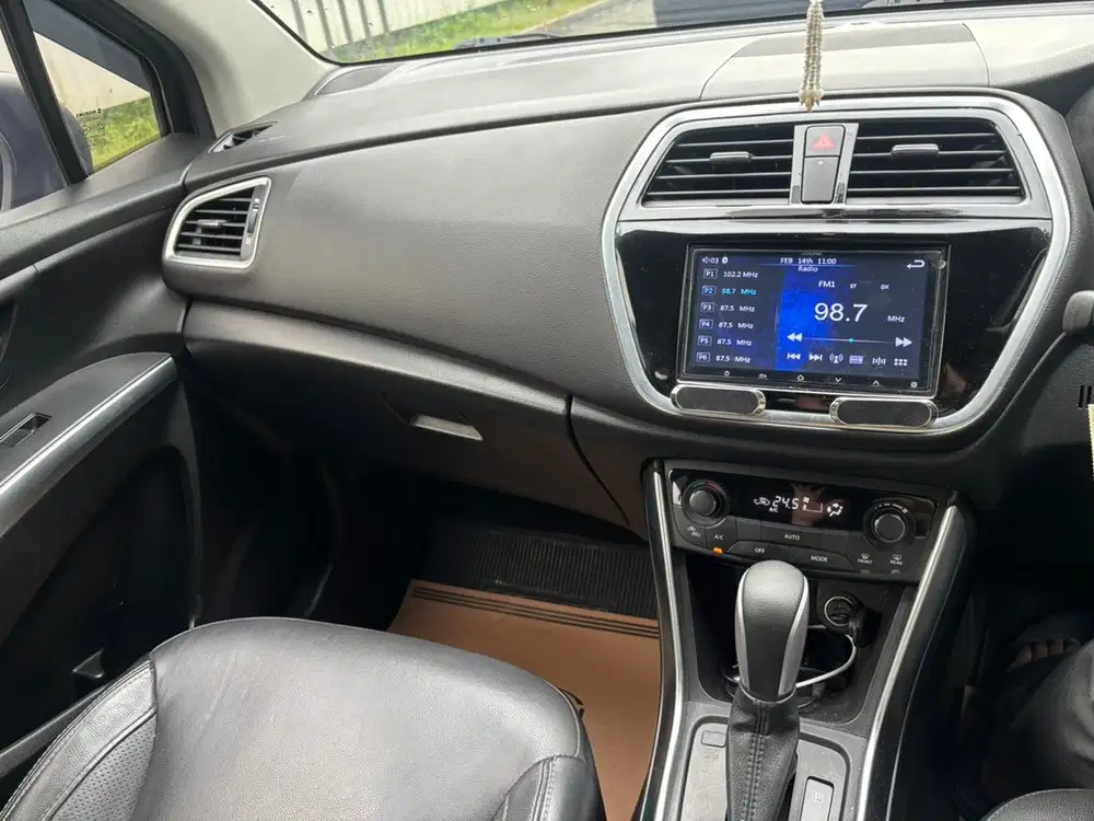 Suzuki SX4 2018 Bensin