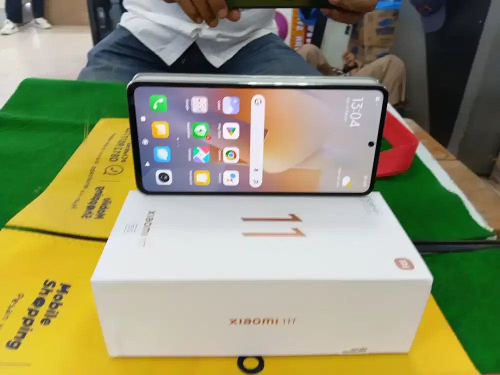 Xiaomi 11T 5G Ram 8 /256 Gb lengkap mulus no minus