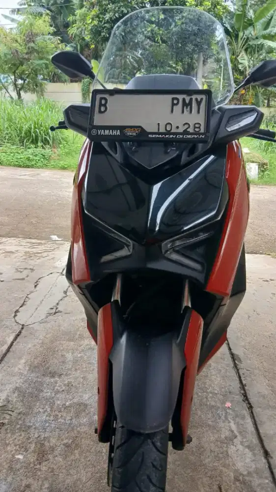 Jual X-Max merah