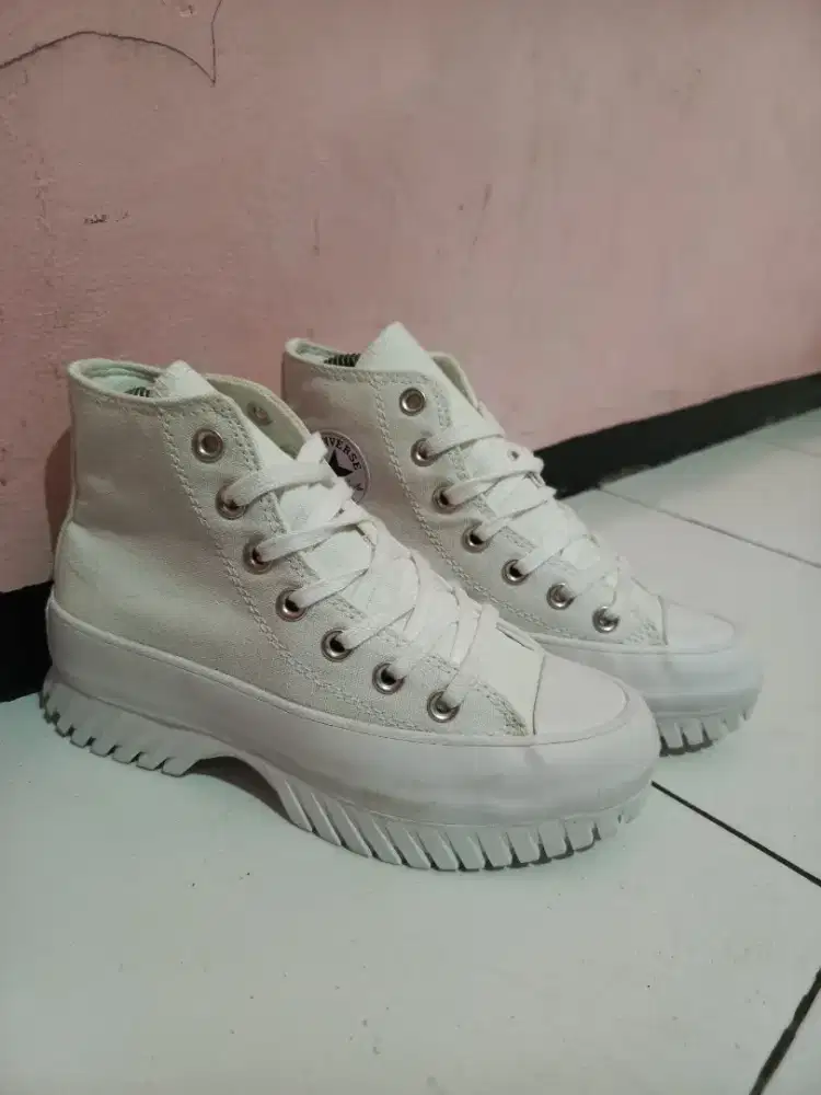 Converse ctas hi lugged white