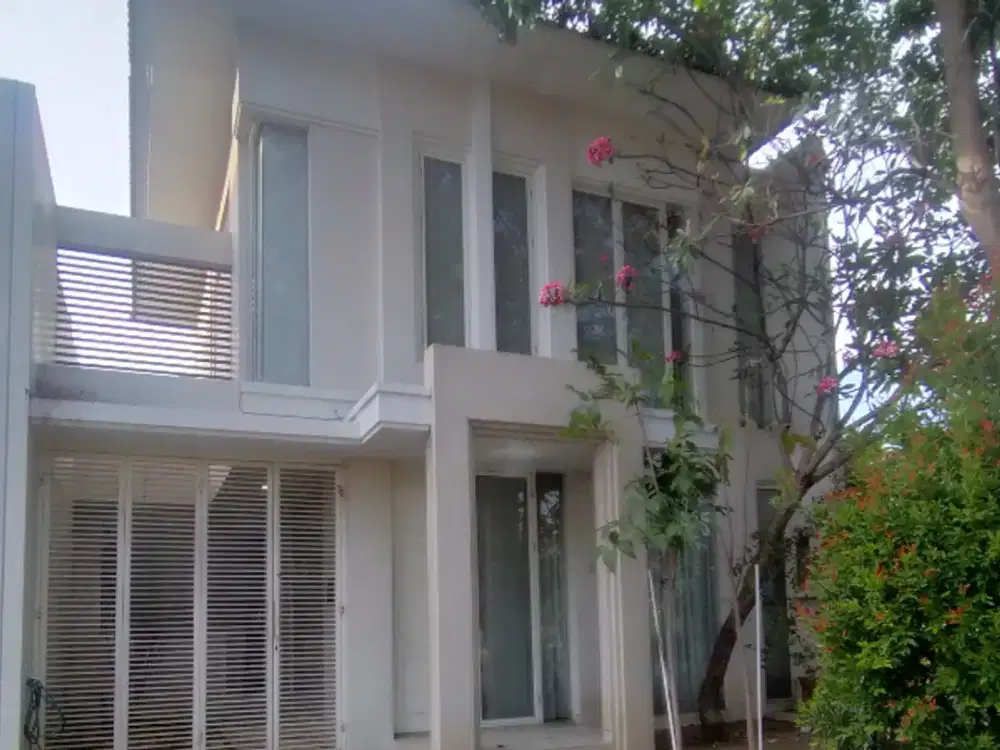 Rumah Siap Huni Strategis Grand Island Pakuwon City Dkt San Antonio Palm Beach