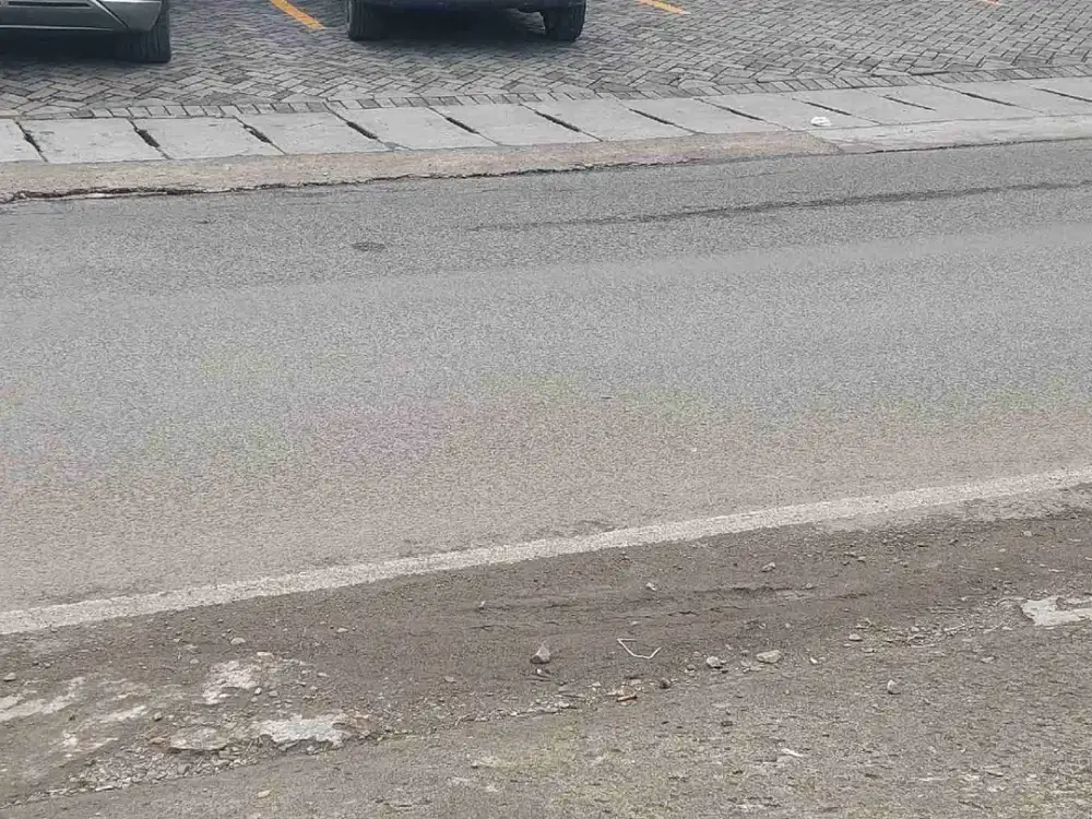 investasi menguntungkan tanah dan bangunan tersewa meruya lokasi strategis area komersil