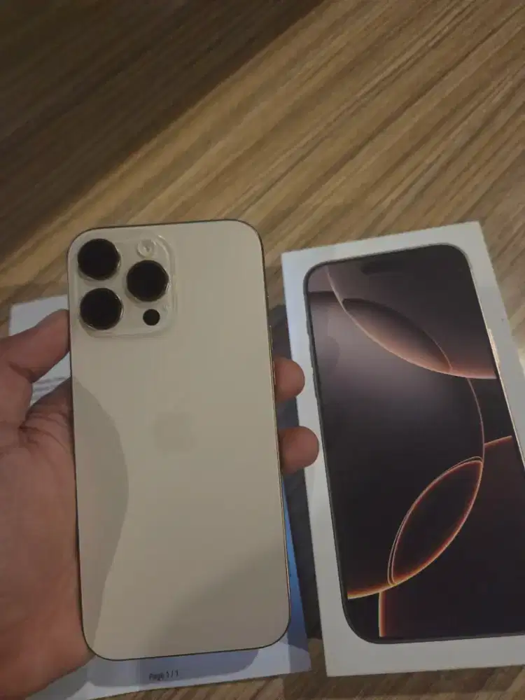 Iphone 16promax 256gb ibox fullshet ori masih garansi dan ada nota