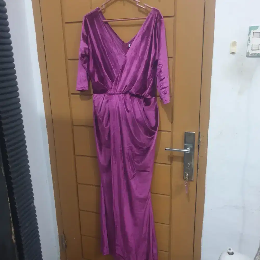 Dijual cepat longdress ungu