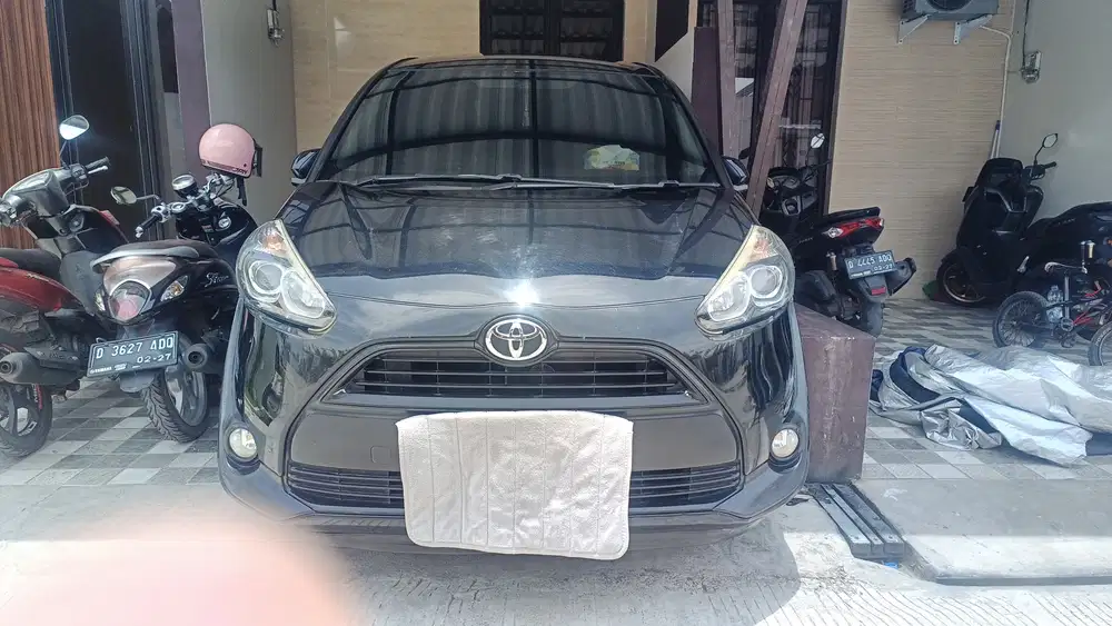 Toyota Sienta 2016 Bensin