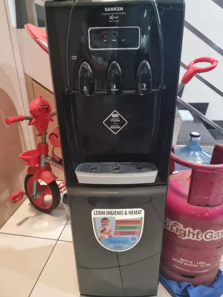 Dispenser Sanken Galon Bawah