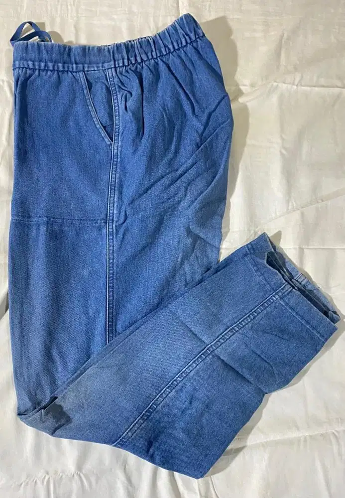 Celana Uniqlo M warna jeans