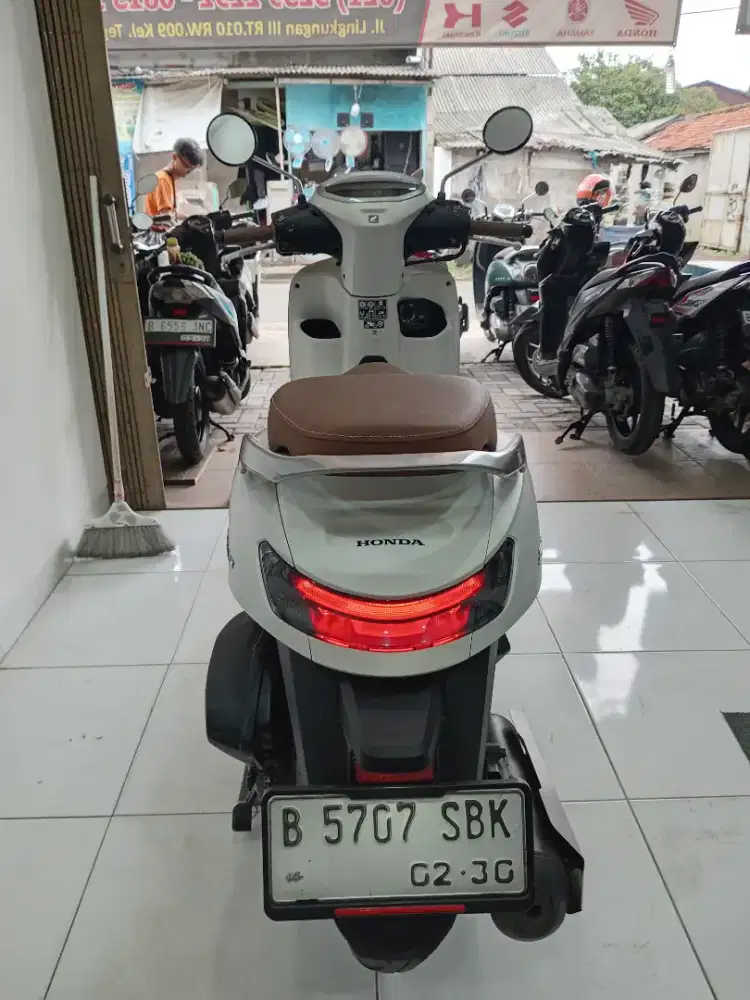 HONDA STYLO ABS 2025