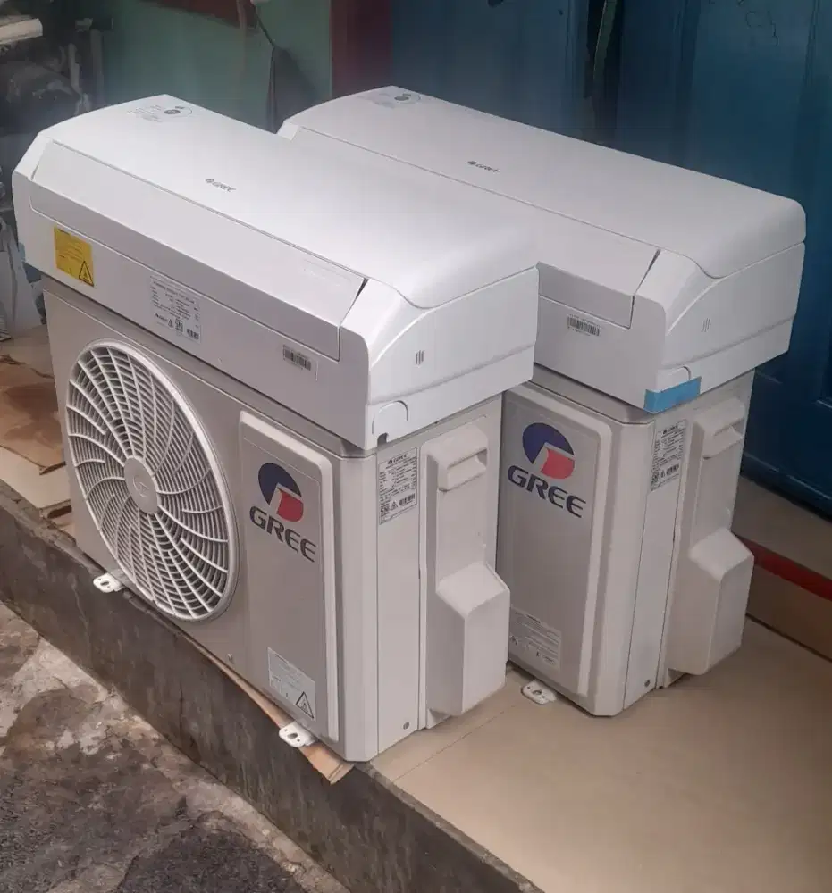 Jual ac gree 1pk R32 terbaru 8 bln pakek mulus ori ful